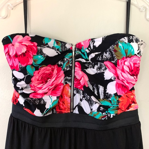 Bebe 2b Floral Romper Strapless - Picture 5 of 6